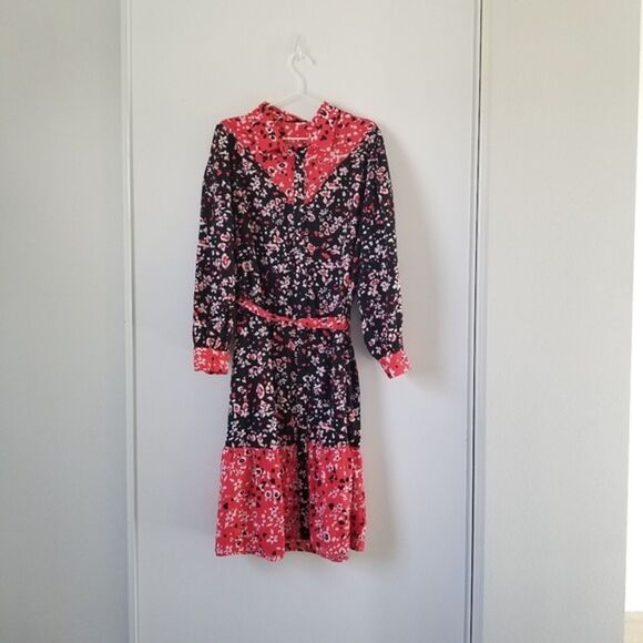 ASOS Wednesday's Girls Black and Red Floral Dress size 20 - Picture 7 of 14